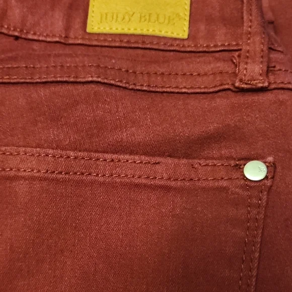 Judy Blue Women's Boot Cut Jeans in Burgundy - Picture 10 of 11